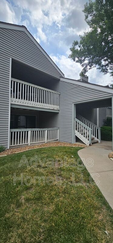 Building Photo - 8793 W 106th Terrace