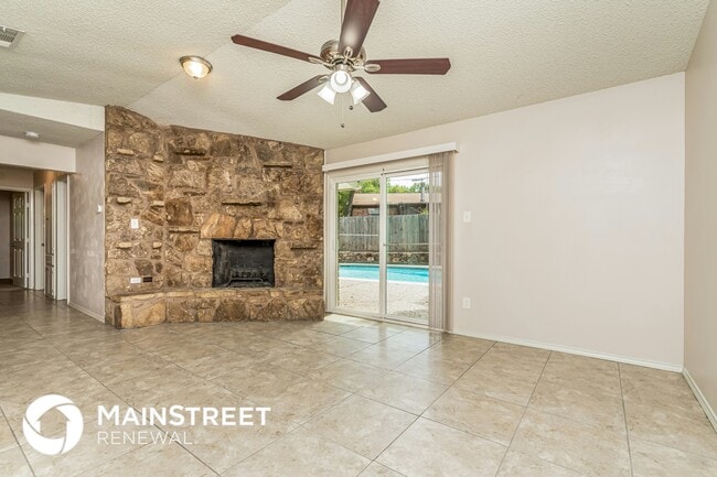 Photo - 332 Glenhaven Dr