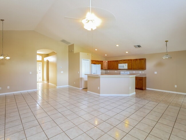 Photo - 22646 Hawk Hill Loop