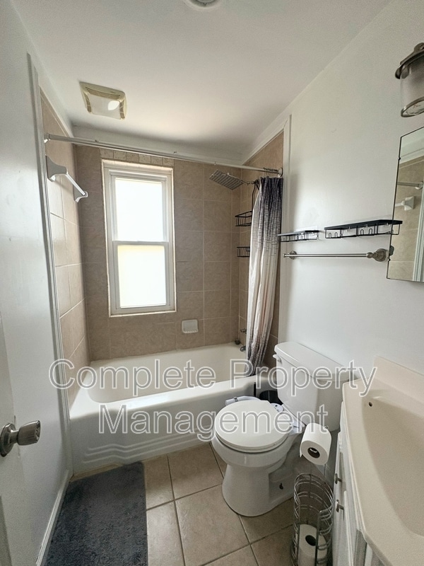 Photo - 1731 Valley Ave Unit Apt. H