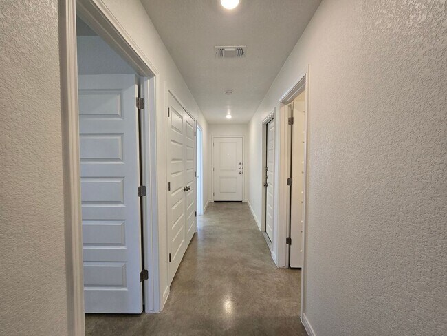 Photo - 909 Cherry Laurel Ln Unit 909 Cherry Laurel Lane -  B