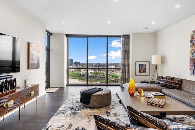 Photo - 250 W Spring St Unit 1214