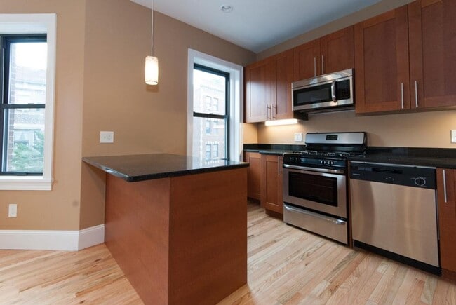 Gorgeous Fully Renovated Brighton 5-Bed: P... - Gorgeous Fully Renovated Brighton 5-Bed: P... Condo