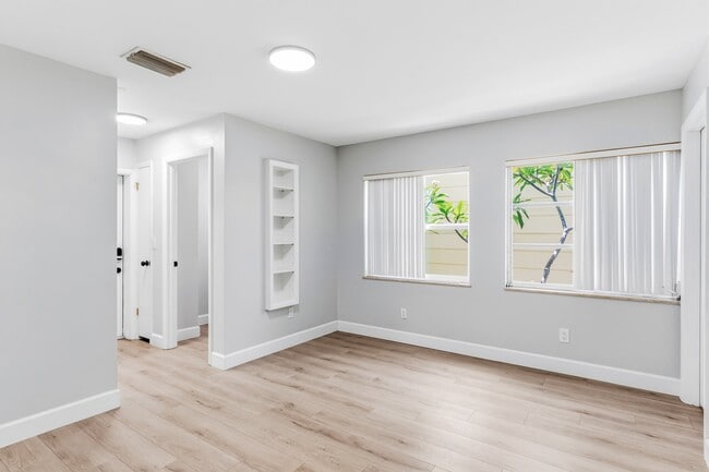 Photo - 264 Ridge Rd NW