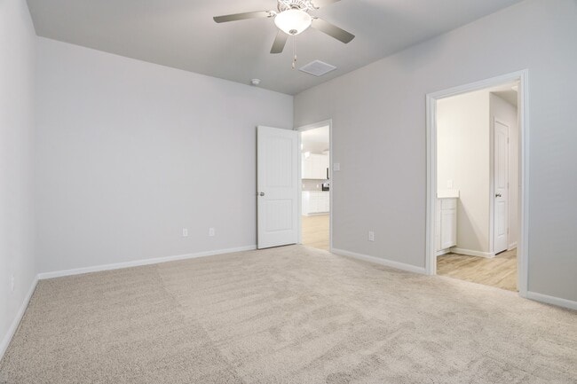 Photo - 6823 Escondido Dr