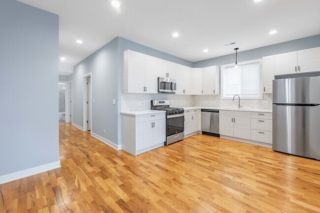 Photo - 3029 W Washington Blvd