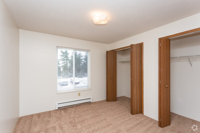 2BR, 1BA - 960 SF - Simonson Estates Apartments