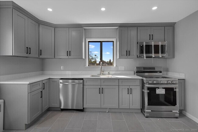 Photo - 88 Horton St Unidad 2ND Floor