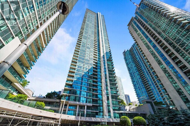 Photo - 18 Harbour St Unit 2304