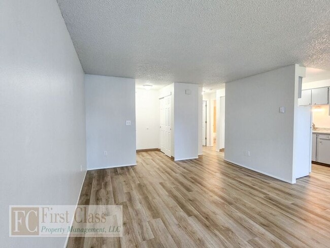 Photo - 1376 NE 186th Ave