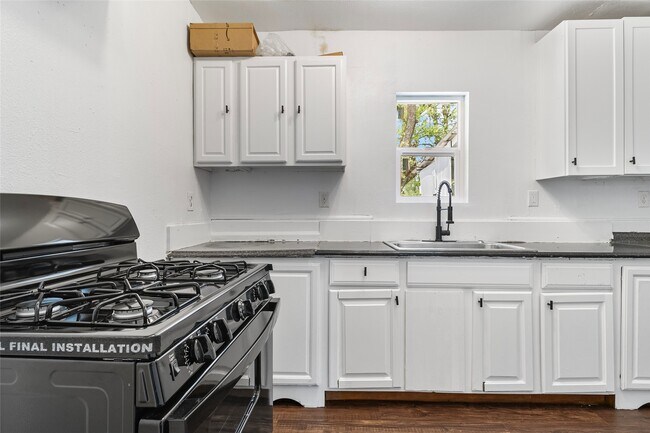 Photo - 725 S Washington Ave