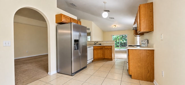 1006 Roberta Rd
