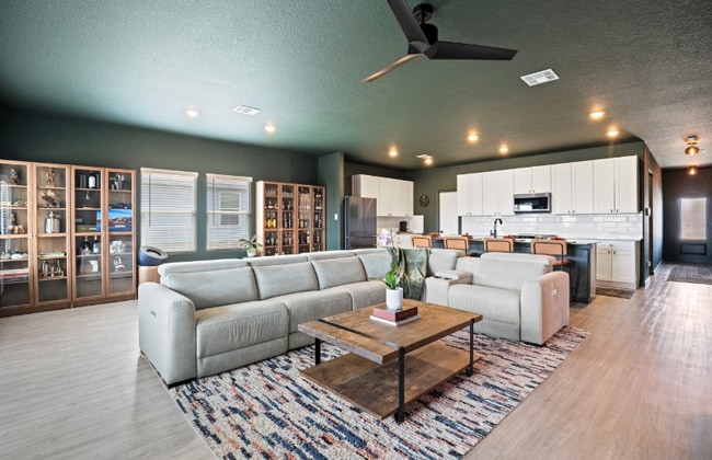 Photo - 808 Riviera Ct