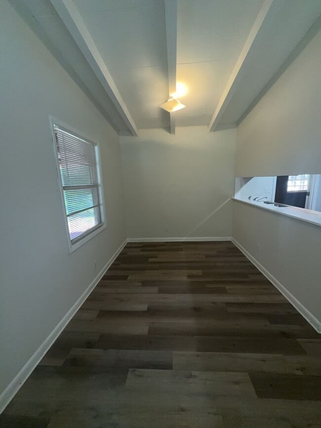 Photo - 2119 Lamore Dr