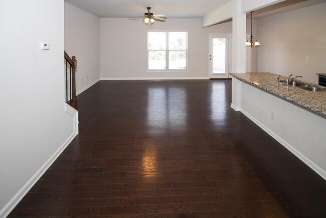 Photo - 1415 Brookmere Way