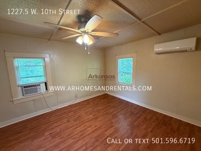 Photo - 1227.5 W 10th St