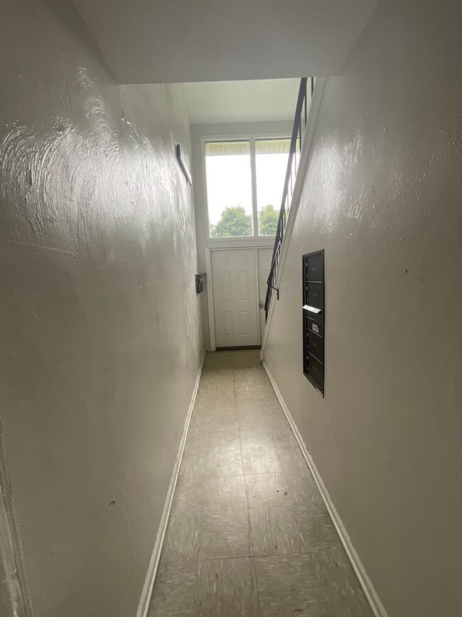 Photo - Quiet Two Bedroom Apartment off Rodman Ave Unit Apt B