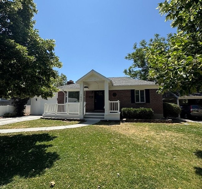 Photo - 1622 E Gregson Ave Casa