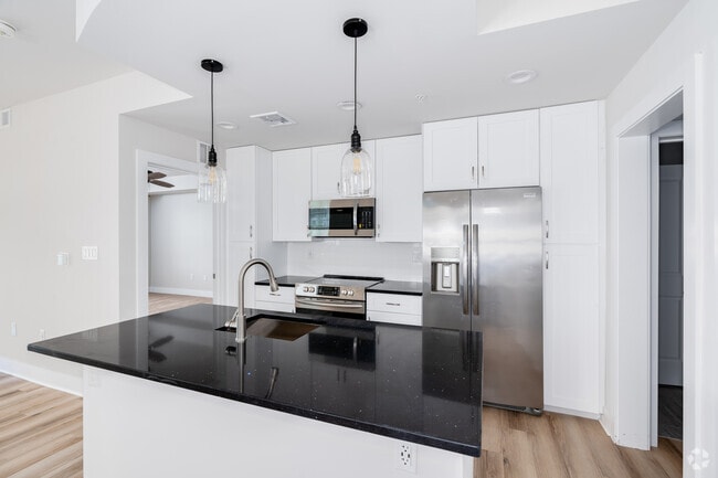 1BR, 1BA