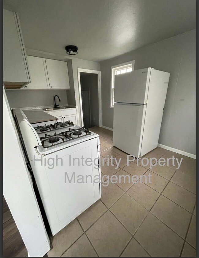 Photo - 822 Adams St Unit B