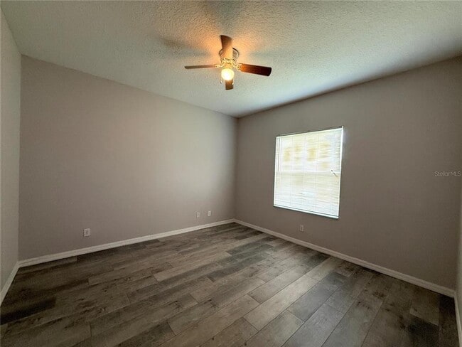 Photo - 4 Rosecroft Ln
