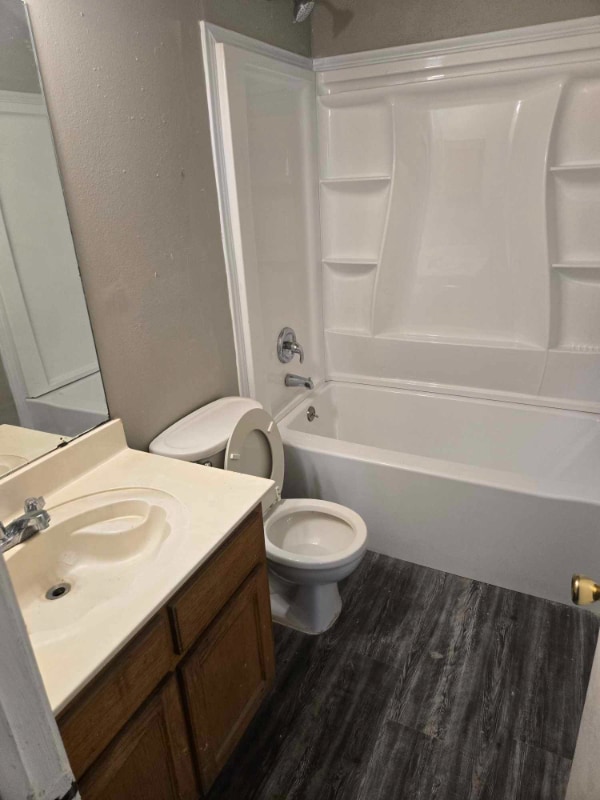 Photo - 2406 S Laredo St