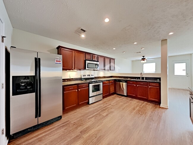 Photo - 3509 Juneberry Way