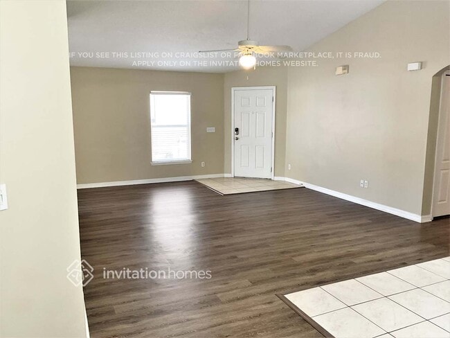 Photo - 186 Earlmont Pl