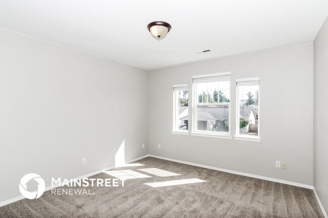 Photo - 20112 12th Ave E