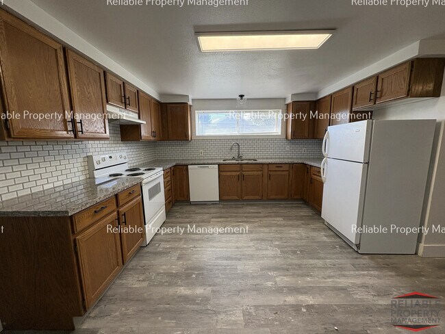 445 E 1st N Unit 445.5