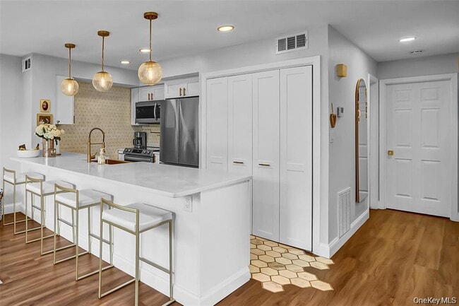 Photo - 1 Anchorage Way Unidad 201