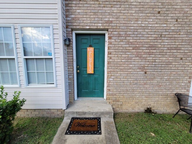 Photo - 698 Needmore Rd Unit 2