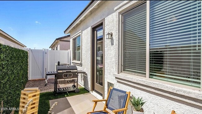 Building Photo - 4550 South 67th Ave Unit 1