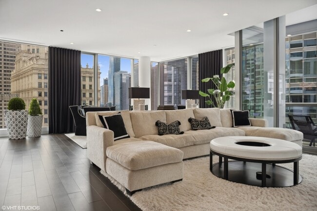 Photo - 403 N Wabash Ave Unidad 14A