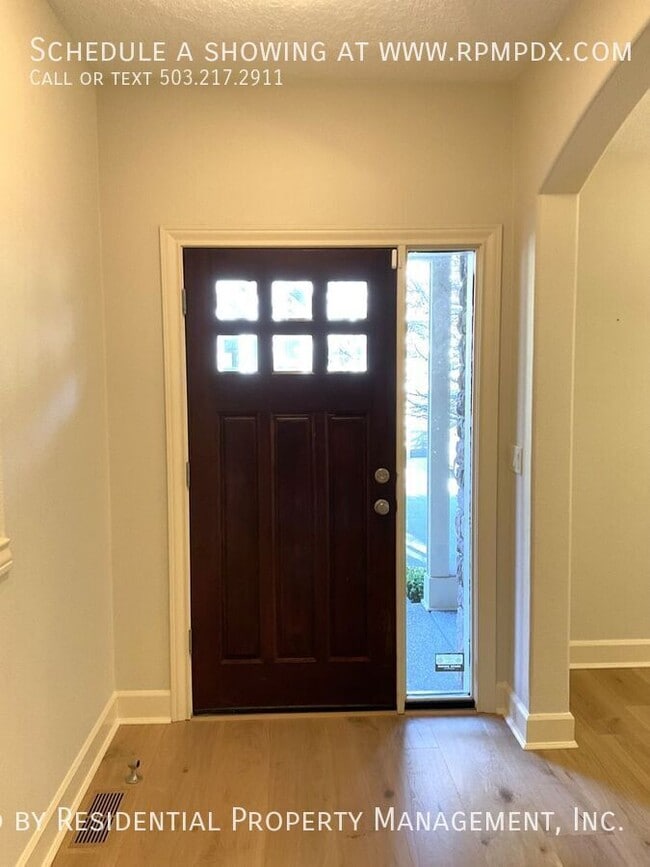 Photo - 18278 SW Santoro Dr