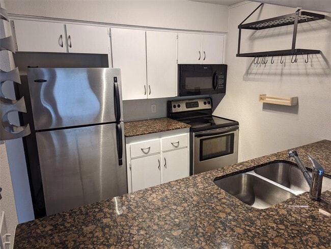 Photo - 1818 S Lakeshore Blvd Unit 36
