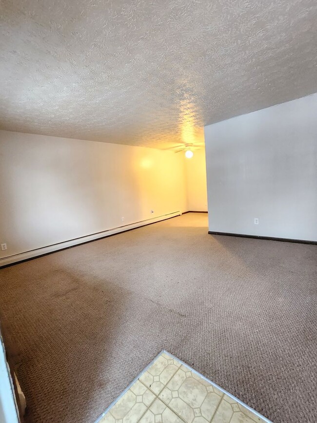 Photo - 680-680 Hancock Ave Unit 680 G