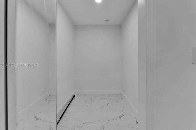 Photo - 860 NW 207th St