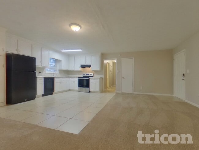 Photo - 6640 Valley Hill Dr