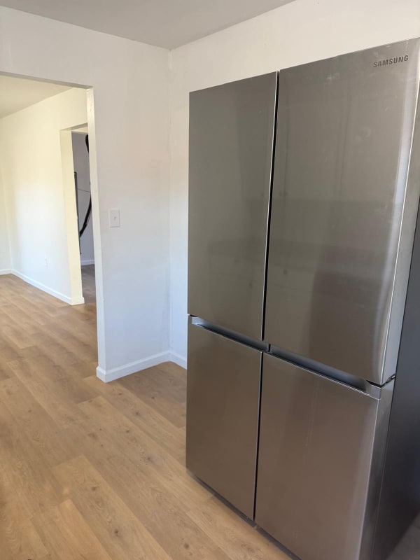 Photo - 1665 Elaine Rd