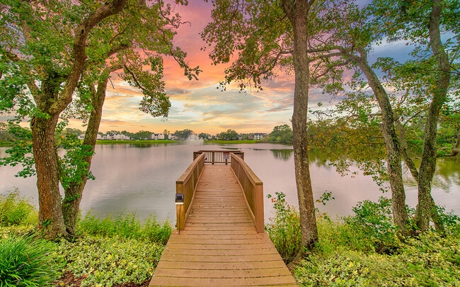 Photo - MAA Mandarin Lakes