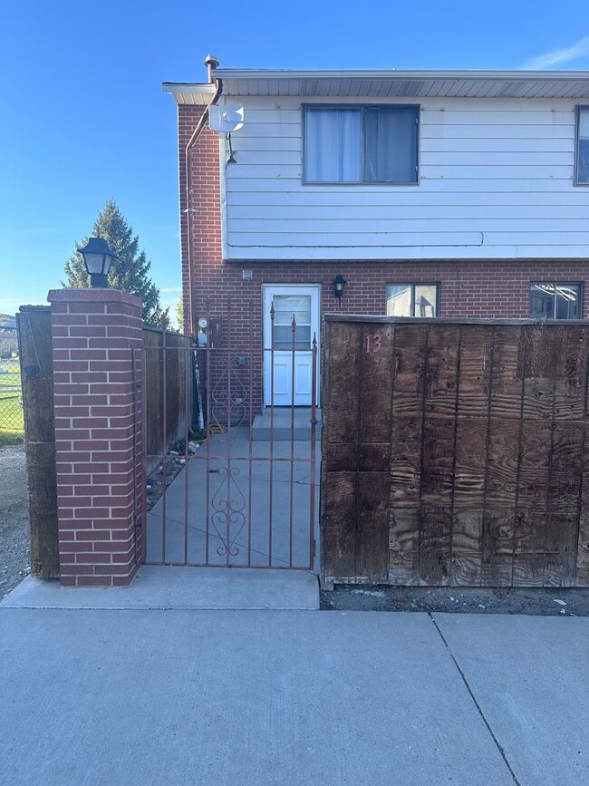 Photo - 1750 Hitching Post Dr Apartamento Unidad #13