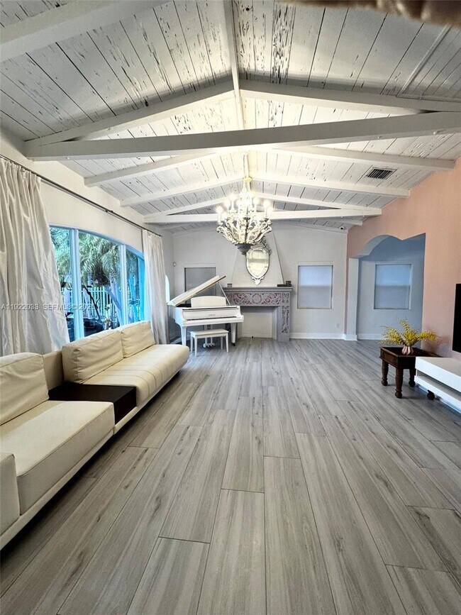 Photo - 3470 Sheridan Ave