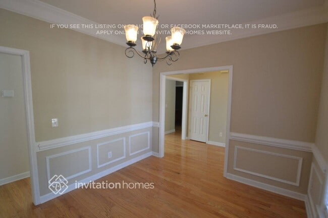 Photo - 8104 Suttonview Dr