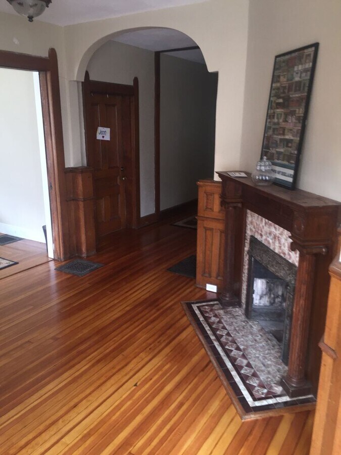 Photo - 79 Chapin St