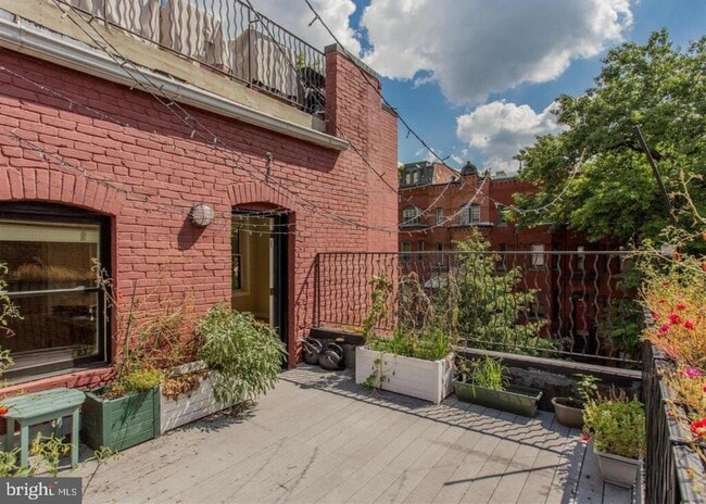 Photo - 500 M St NW Unidad 3