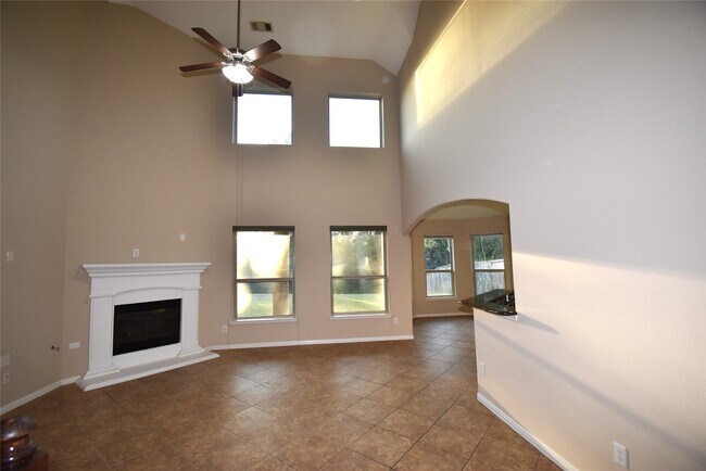 Photo - 51 S Greenprint Cir