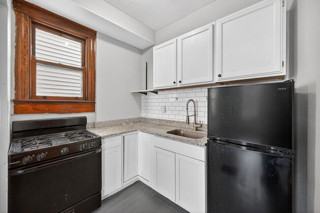 Photo - 2339 Rohs St Unit 1F