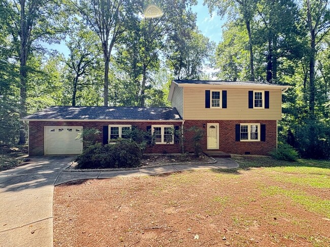 Photo - 114 Lynwood Ct House