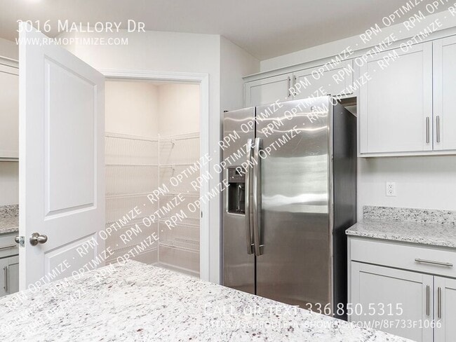 Photo - 3016 Mallory Dr